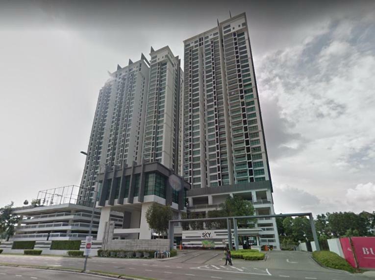 Skyloft Muslim Suite Johor Bahru Exteriör bild