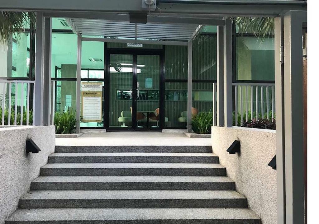 Skyloft Muslim Suite Johor Bahru Exteriör bild