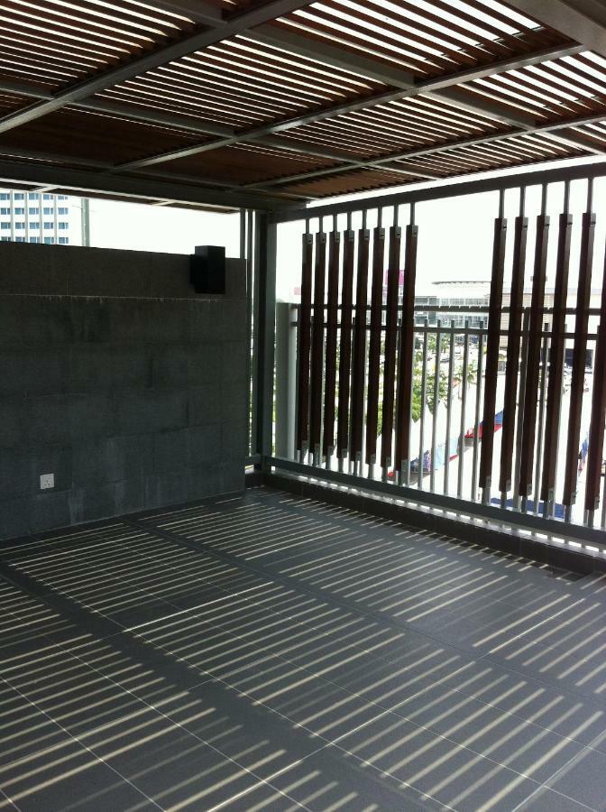 Skyloft Muslim Suite Johor Bahru Exteriör bild