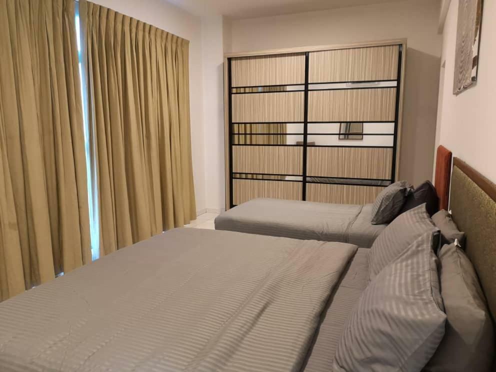 Skyloft Muslim Suite Johor Bahru Exteriör bild