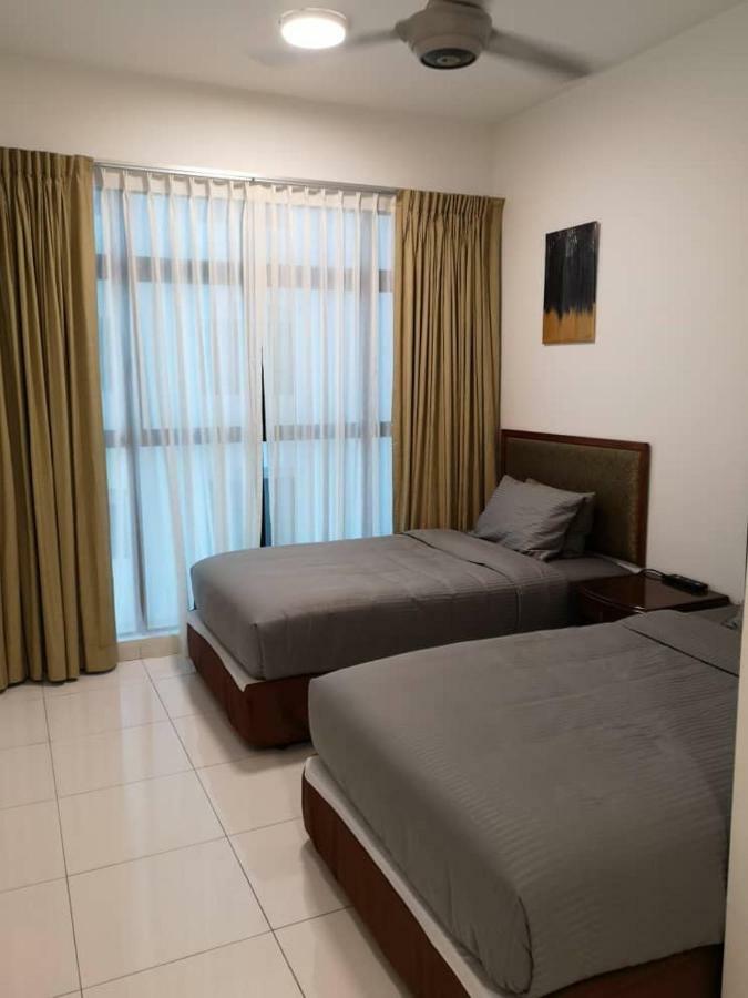 Skyloft Muslim Suite Johor Bahru Exteriör bild