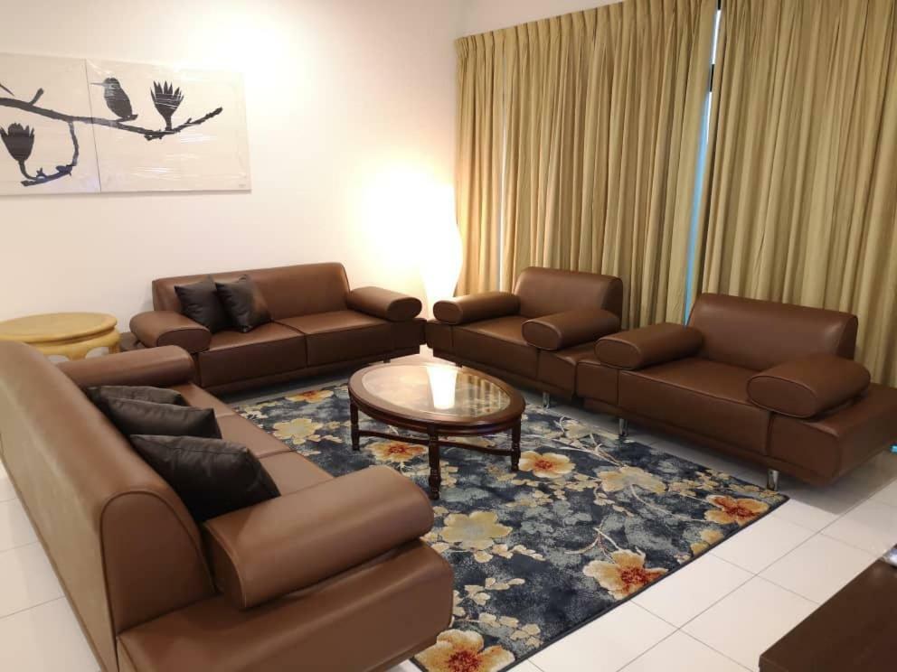Skyloft Muslim Suite Johor Bahru Exteriör bild