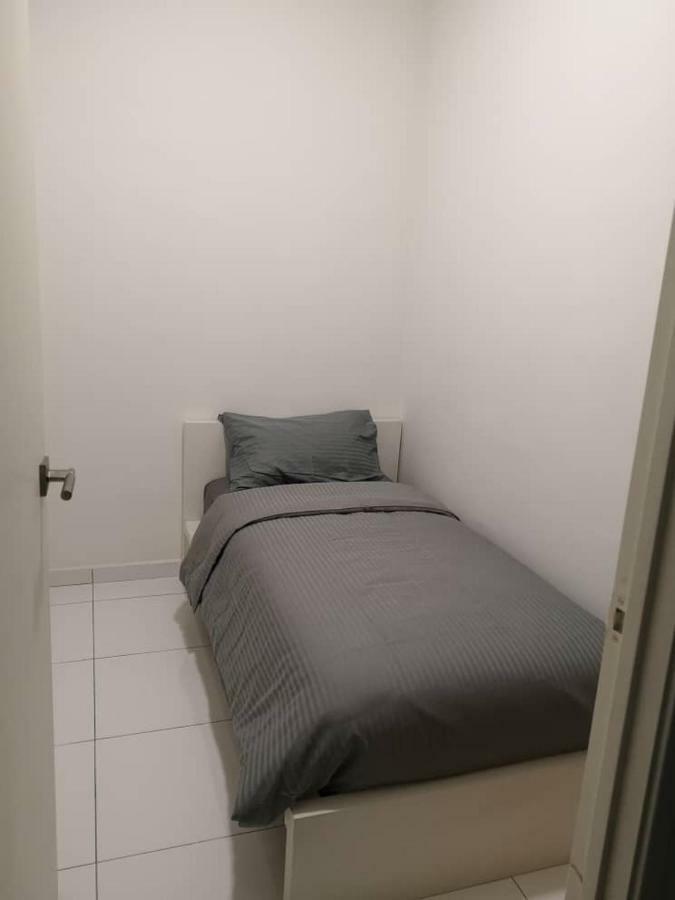 Skyloft Muslim Suite Johor Bahru Exteriör bild